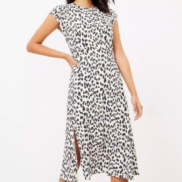 Loft Ruffle Flutter Sleeve Midi Dress - Picture 4 of 5